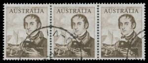 1963-65 Navigators &pound;2 King singles x8, pairs x2 and a strip of 3 with good centring, Cat $1350+. (15)