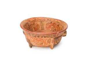 Mayan polychrome pottery turtle vessel, late Classic period, 600-900 A.D. Central America. Diameter 17cm.