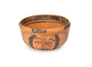 Mayan polychrome pottery vessel, late Classic period, 600-900 A.D. Central America. 12cm Diameter