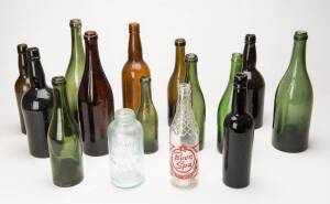Vintage & antique bottles, glass & stone ware including ginger beer bottles, insulators, Pratt ware jars etc. English & Australian. (53 items)