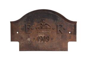 Cast iron fire plate from the Wilcania court house marked "E.R. 1909" (King Edward VII). 89 x 57cm&nbsp;