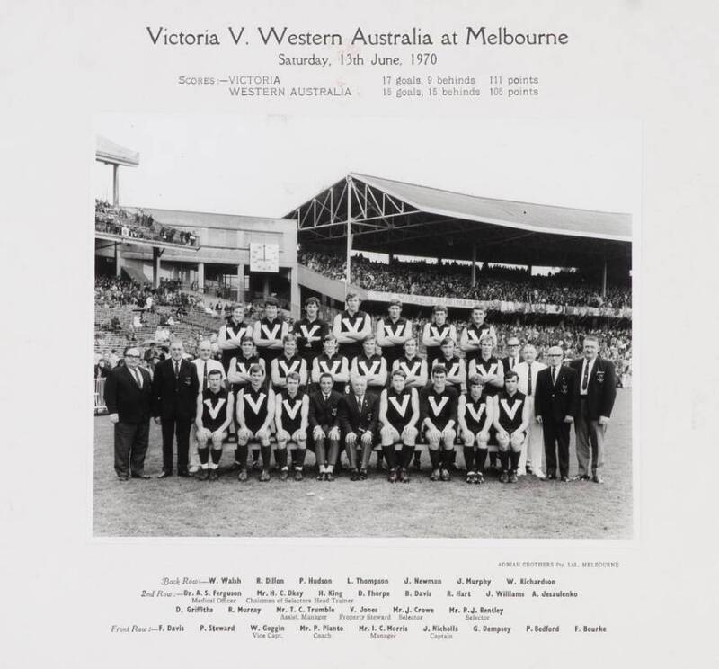 1970 VICTORIAN TEAM, official team photograph