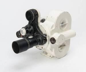 BELL & HOWELL (USA): Eyemo 35mm movie camera with both cranks and three Eymax lenses - 1, 2 and 6 inch.