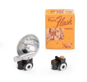 WHITTAKER (U.S.A.): Pixie, c1950, sub-miniature camera group comprising a Flash Pixie in original box with instructions, a Pixie in plastic presentation case with instructions, a Pixie wrist strap and Pixie viewer each in original box.