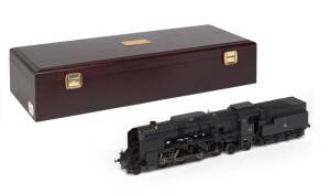 BACHMANN Liliput: Dolischo Exclusive by Bachmann: Schnellzug-Schlepptenderlok Reihe 12 (214). With wooden presentation box. NIB.