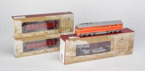 BACHMANN CHINA: 4B Diesel Locomotive CD00202 together withC64 Open Wagons CF00405 & CF00410. All NIB. (3 items).