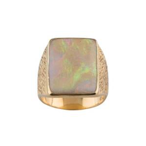 A Gentleman's opal signet ring, 18ct&nbsp;yellow gold, weight 22 grams, size Z.