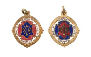 MELBOURNE CRICKET CLUB, 1922-23 membership badges, made by C.Bentley, Full member No.37, and Country member No.868 (in reversed colours).