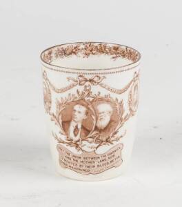 Doulton Burslem beaker "Australian Federation 1901". 10cm  