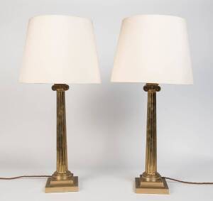 A pair of Corinthian column brass base table lamps & silk shades, 20th Century. Base 60cm high