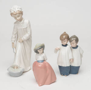 A group of 3 neo Spanish porcelain figurines, late 20th Century. Tallest 28cm