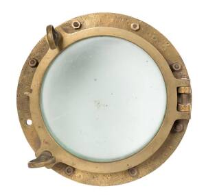 A ships porthole window, brass &  glass, early 20th Century. 44cm diameter