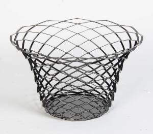 A contemporary glass and metal circular coffee table, 20th Century35cm high, 66cm diameter