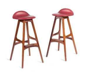 An Erick Buck Danish designed pair of rosewood bar stools, Oddense, 1965