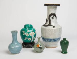 A group of Chinese & Japanese porcelain vases & a ginger jar on stand, 20th Century. The largest 45cm high