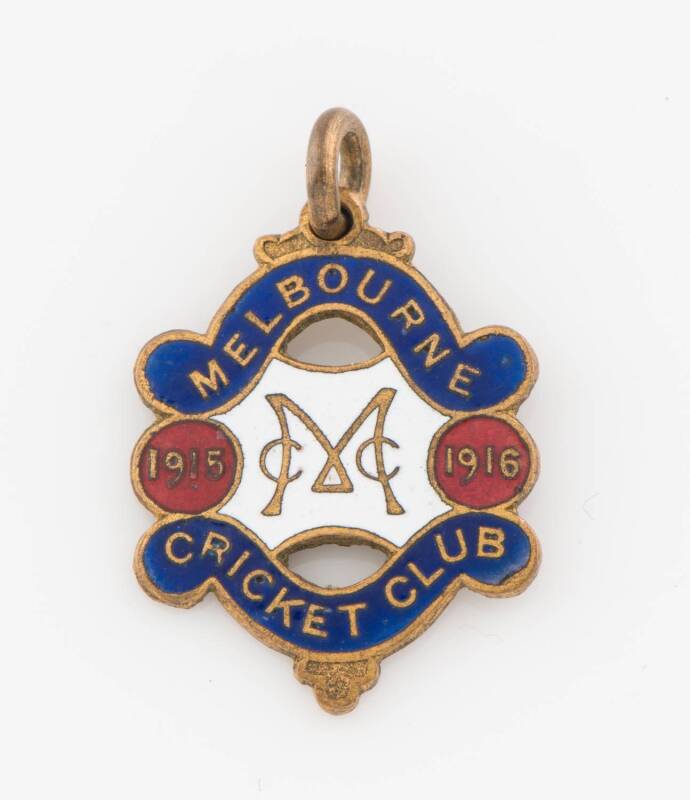 MELBOURNE CRICKET CLUB, 1915-16 membership badge, made by C.Bentley, No.3900.