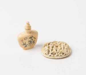 A Japanese ivory snuff bottle together with a Chinese ivory carved pendent, 20th century