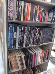 ASTRONOMY, AUTOMOBILES & General reference books etc (124 books approx)