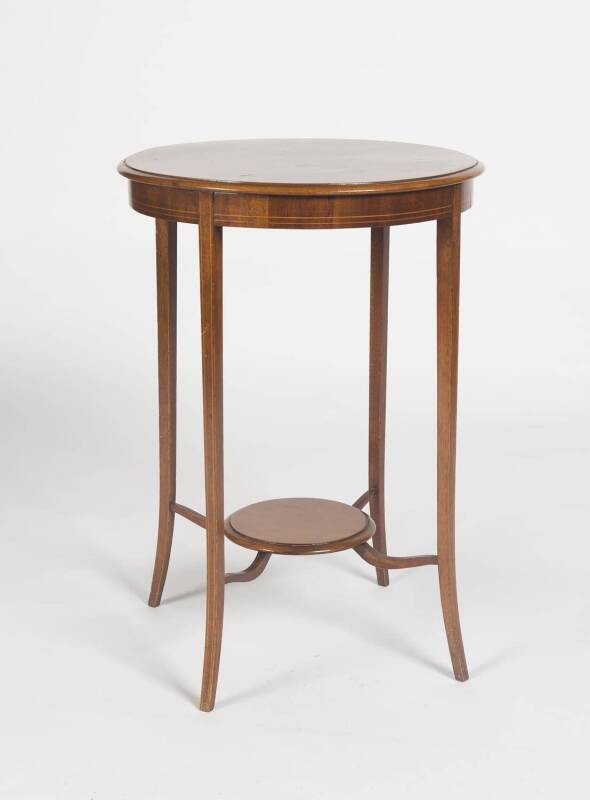 A small circular string inlaid mahogany occasional table, 20th Century. 72cm high, 51cm diameter