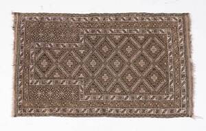 A small Persian rug, 20th Century, 135 x 81cm