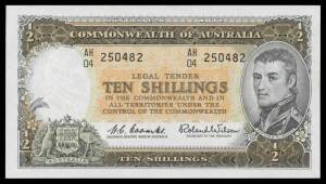 TEN SHILLINGS: QEII 10/- Coombs/Wilson Commonwealth Bank and Reserve Bank both aUnc. (2)