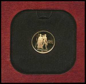 CANADA: 1976 $100 Gold Proof (22ct agw 15.55g) in presentaion box plus $100 Uncirculated coin (14ct agw 7.77g). (2)