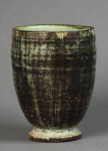 DAVID & HERMIA BOYD: Green glazed pottery vase with vertical linear pattern. Incised "D & H Boyd", c1950s. 17cm