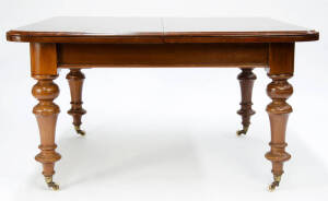 VICTORIAN MAHOGANY Extension dining table on turned legs with 1 leaf. Width 120cm, legth 130cm, extended 183cm. Restored, (burn mark on top).Good condition 