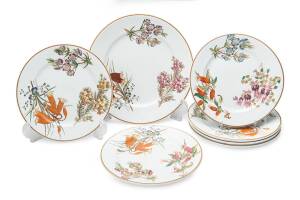 Set of 7 Wedgewood porcelain Australian Flora plates, Circa 1884. 20.5cm and 26cm