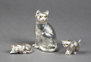 CHRISTOFLE: French silver plated cat ornaments in filigree finish, part of the "Lumiere" range of animals. 9cm, 4cm & 5cm. Excellent condition.