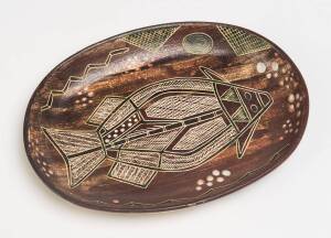 Carl Cooper (1917-1968) A wheel thrown glazed earthenware platter with sgraffito decoration of a fish