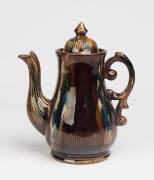 Bendigo Pottery A glazed earthenware teapot