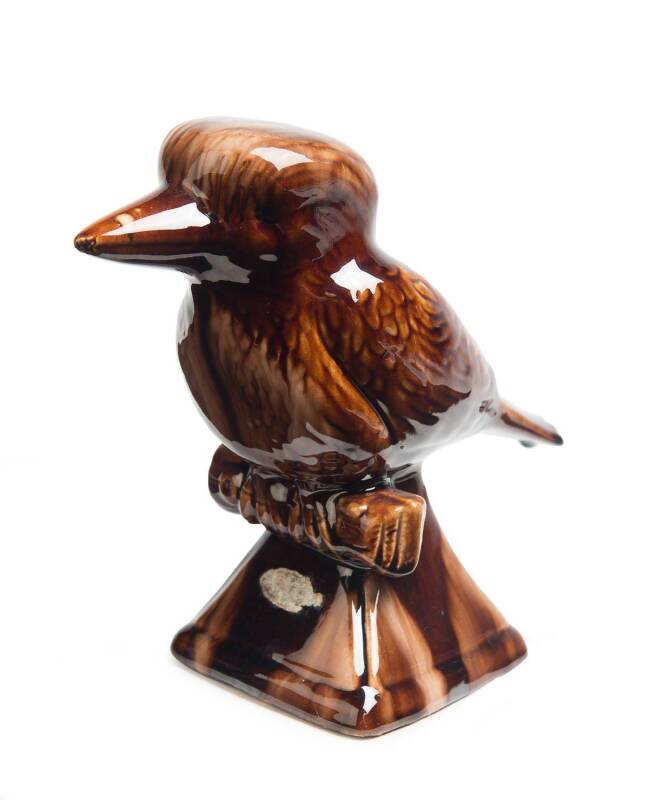 Bendigo Pottery A glazed kookaburra