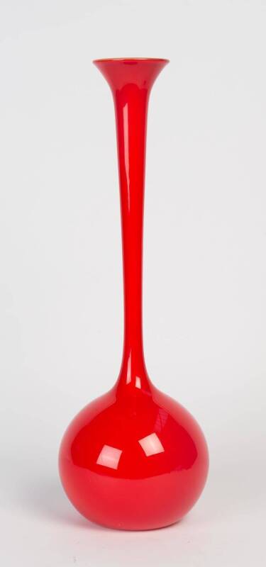 A tall Czechoslovakian art glass vase, 20th Century. 59cm