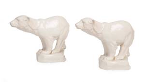 A large pair of porcelain polar bears. 26 cm high