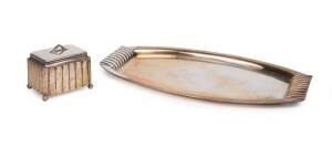 An Art Deco Austrian silver oval ribbed tray with handle, 47 x 30 cm; and a matching ribbed box, 13 cm wide, 1500 grams total weight