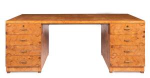 An Art Deco design pale burr walnut veneer knee hole desk. 76cm high, 200cm wide, 98cm deep