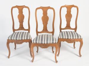 A set of six French walnut&nbsp;antique dining chairs with cabriole legs