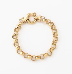 A belcher link bracelet. 9ct gold. Weight 22.4 grams. Length 19.5cm.