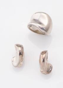 A sterling silver suite, Georg Jensen, comprising a ring, pattern number 348A, and a pair of matching earclips, pattern number 223. Ring size N.