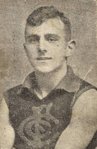 1933 Hart's Confectionary "Tasmanian Footballers", smaller size without border [3/66]. Fair/Good condition. Rarity 9.