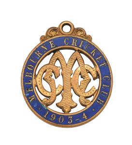 MELBOURNE CRICKET CLUB, 1903-4 membership badge, made by Stokes, No.673.