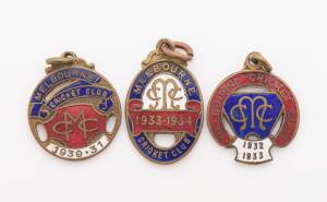 MELBOURNE CRICKET CLUB, membership badges for 1930-31 No.4056, 1932-33 No.4594 & 1933-34 No.4631.