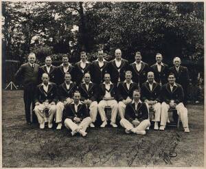 1938 AUSTRALIAN TEAM, superb photograph with 15 signatures - Bill Jeanes, Sidney Barnes, Bill Brown, Merv Waite, Jack Fingleton, Ern McCormick, Stan McCabe, Don Bradman (captain), Ben Barnett, Charlie Walker, Fleetwood-Smith, Frank Ward, Arthur Chipperfie