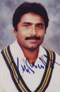 PAKISTAN TEST CRICKETERS: Signed 4"x6" photographs, noted Shoaib Akhtar, Abdul Qadir, Javed Miandad (3), Zaheer Abbas, Sarfraz Nawaz & Inzamam-ul-Haq.