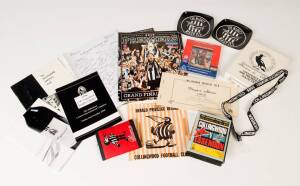 COLLINGWOOD: Collection with Christmas Cards (9) from 1958; 1958 Centenary Year souvenir; 1962 Players Album; Annual reports (3); newsletters (9) & magazines (18); stamps & booklets; photos, ephemera, stickers & decals; Copeland Trophy menus (6); 1990 Pre