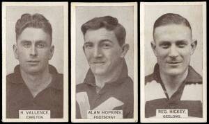 1933 Wills "Footballers 1933", complete set [200]. Fair/VG.