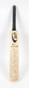2002 PRIME MINISTERS XI v ENGLAND, full size Cricket Bat with 28 signatures including John Howard (Prime Minister), Mark Waugh, Brad Haddin, Nasser Hussain & Andrew Flintoff. Good condition.