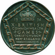 PARTICIPATION MEDALS, from 1974 Christchurch, 1982 Brisbane (in presentation case), 1990 Auckland & 1994 Victoria (in presentation box. Also 1958-70 badges (6). - 5