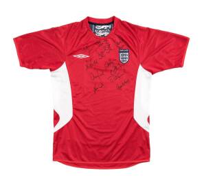 ENGLAND: c2000 England Away Shirt with 11 signatures including Beckham, Rio Ferdinand, Ince & Scholes.